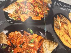 -KUB KAO' KUB PLA(Central World Plaza)