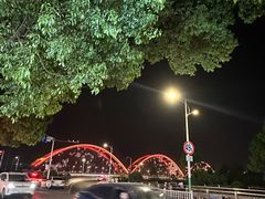 -丹水桥地锅鱼·翘嘴鲌·地方特色全鱼宴(丹江口大坝店)
