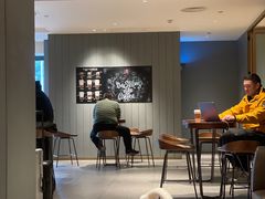 -星巴克臻选(广州好世界广场店)