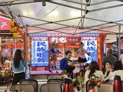 -刘姐啤酒鱼民族演艺餐厅(西街总店)