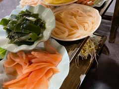 -肖肖酸萝卜鱼火锅(总店)