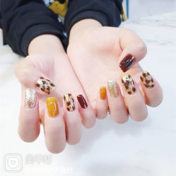 -恐龙·美甲美睫