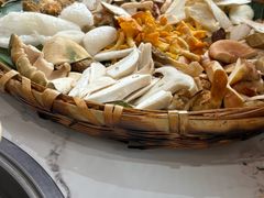 -原林野山菌火锅·炒菌(关上野生菌一条街店)