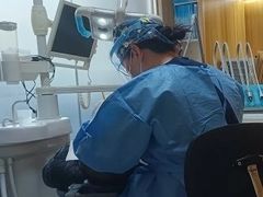 -上海仁爱医院口腔科 · 种植