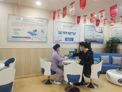 -上海大学附属上海和平眼科医院