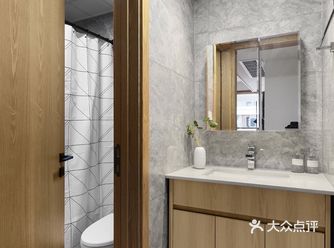 适合4— 6人的用餐空间，餐厅视线尽可能避开卫生间门