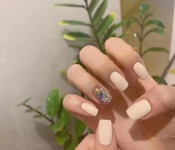 -u9日式美甲美睫