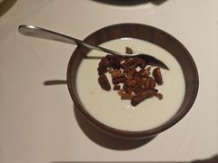 自制果仁酸奶-谷丽羊肉串·新疆鲜货烧烤馆·清真·夜宵(长沙首店)