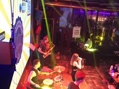 -爱啤精酿·民谣酒馆(滨江店)