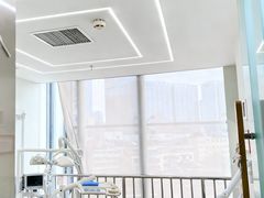 -极光口腔·矫正种植修复(锦江店)