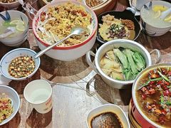 -怪噜范·老贵阳街头名小吃(鸿通城店)