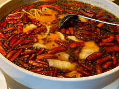 沸腾鮰鱼-解香楼(八盘岭路店)