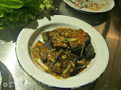 -马路牙子地桌烤肉(工体店)