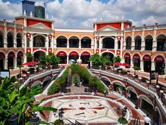 -佛罗伦萨小镇广佛名品奥特莱斯(疏港路店)