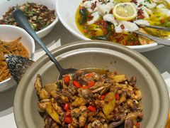 -绿草地·湘菜(7mall店)