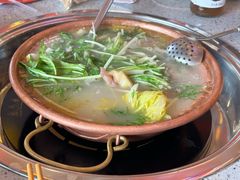 -阿婆情腊排骨火锅(金虹路店)