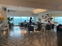 大堂-浮梦·高空下午茶&水晶DIY