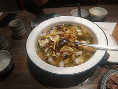 -童年小筑餐厅(申花路店)