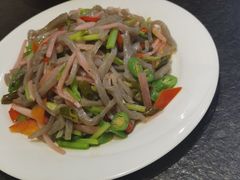 酸辣魔芋丝-东哥紫阳蒸盆子(旺座·现代城店)