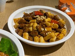 松子牛肉炒年糕-兔爸私家小厨(新北万达店)