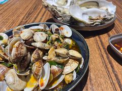 -蚝堡海鲜·威海菜·海肠捞饭·烧烤·亚洲吃蚝公司(幸福门店)