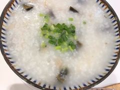 老火皮蛋瘦肉粥-龙记香港茶餐厅(久光百货店)