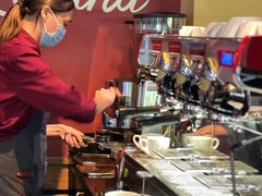 景观位-COSTA COFFEE(西湖天地店)
