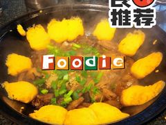 -老渔翁炖鱼坊(黄海西路东山店)