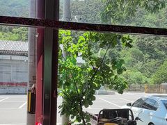 -何适山庄 ·可团建(水长城P2停车场店)