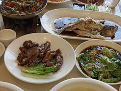 -梅利汴京烤鸭•开封豫菜地标店(铁北街店)