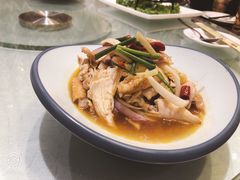 -丝路天山酒店(国际大巴扎店)