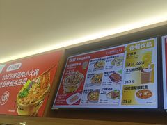 -南城香·饭香串香馄饨香(青年路店)