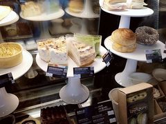 -星巴克臻选(济南恒隆店)