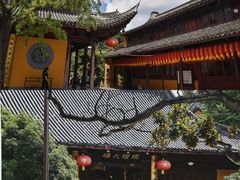 -龙华寺