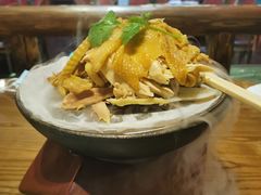 招牌手撕盐焗鸡-金苑酒家·客家菜·广东老字号(万象店)
