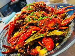 -肥肥虾庄·金牌油焖大虾(杨园滨江时代walk店)