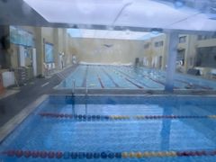 -鲸灵公元游泳中心