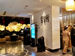 -新盈光·云会所(百丈东路店)