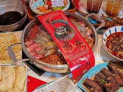 -黄记煌三汁焖锅(新佳丽江汉路店)