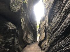 -梭布垭石林景区