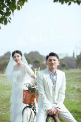 -易摄影婚纱摄影工作室