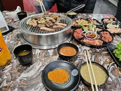 -啊美丽炭火烤肉(滑翔一店)