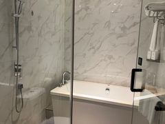 -优逸酒店(柳州窑埠古镇万象城店)