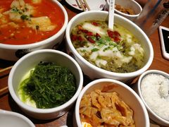-渝是乎酸菜鱼(龙旗购物中心店)