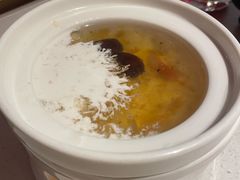 缤纷雪燕浸桃胶-川越泰火锅(吉利大厦店)