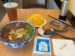 套餐配杏皮水-有礼有面(知春路店)