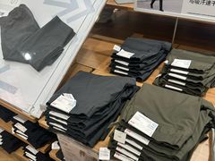 -优衣库(上海虹口龙之梦店)