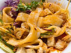 -巴依兄弟西域美食(机场店)