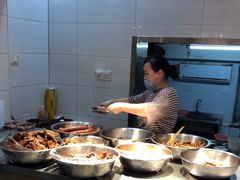 自助取餐区-蓝精灵饺子店