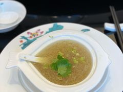 清炖鱼翅-大林苑世家精细潮州菜